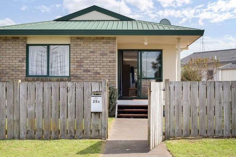 Photo of property in 25a Longstead Avenue, Papamoa Beach, Papamoa, 3118