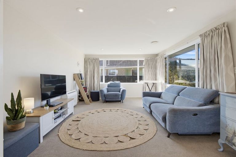 Photo of property in 35 Woodgrove Avenue, North New Brighton, Christchurch, 8083