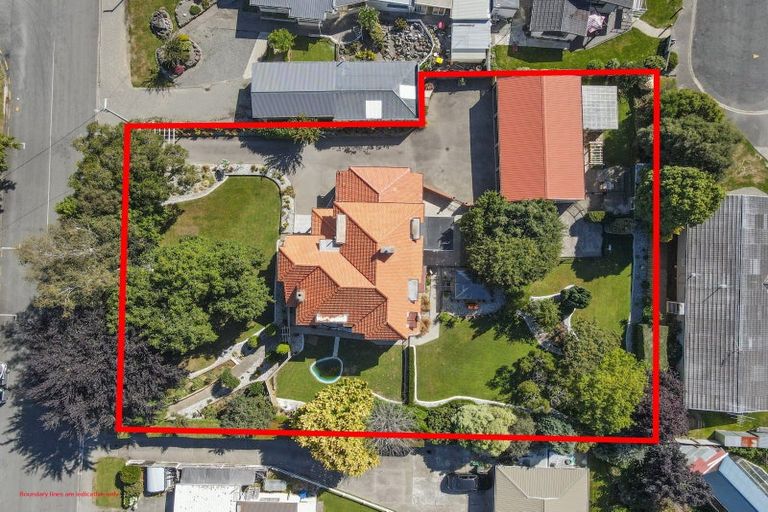 Photo of property in 62 Grange Street, Winton, 9720