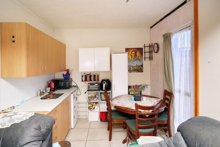 Photo of property in 8 Panckhurst Drive, Woodend, 7610