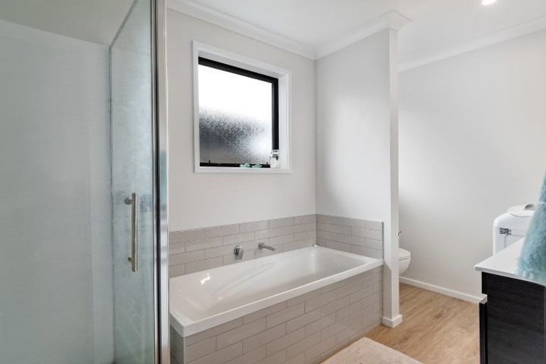 Photo of property in 92 Te Ranga Memorial Drive, Pyes Pa, Tauranga, 3112