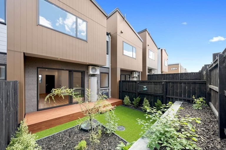 Photo of property in 38 Rana Road, Flat Bush, Auckland, 2019