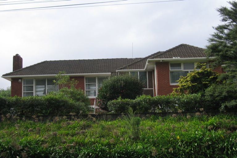 Photo of property in 92 Pleasant Road, Titirangi, Auckland, 0604