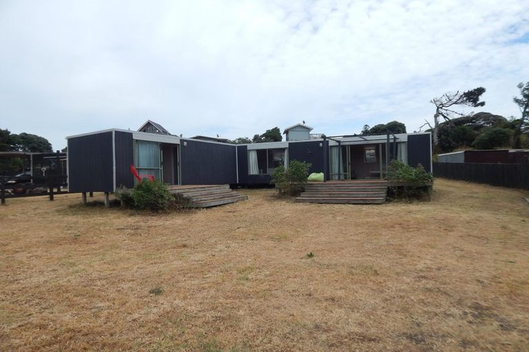 Photo of property in 11c Centreway Road, Port Waikato, 2695