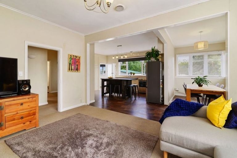 Photo of property in 8 Neil Road, Fairy Springs, Rotorua, 3015