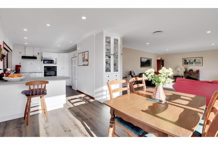 Photo of property in 4b Hinton Place, Rangiora, 7400