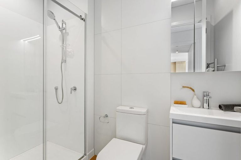 Photo of property in 101/6 Rauroa Lane, Hobsonville, Auckland, 0616