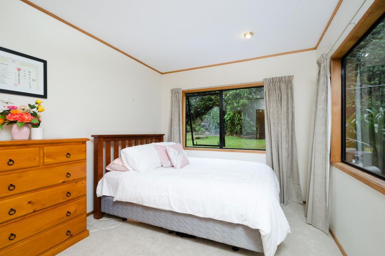 Photo of property in 131a Edmonton Road, Te Atatu South, Auckland, 0610