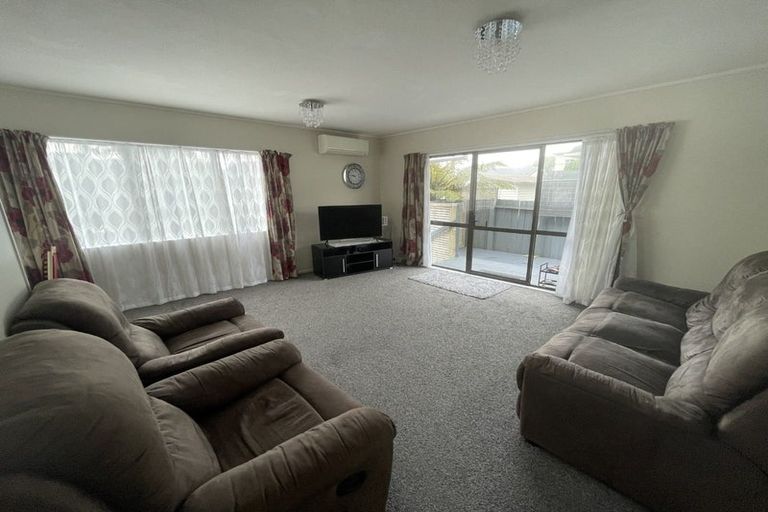 Photo of property in 1 Strand Crescent, Naenae, Lower Hutt, 5011