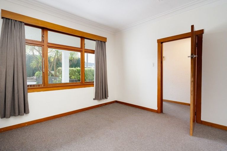 Photo of property in 37 Melbourne Street, South Dunedin, Dunedin, 9012