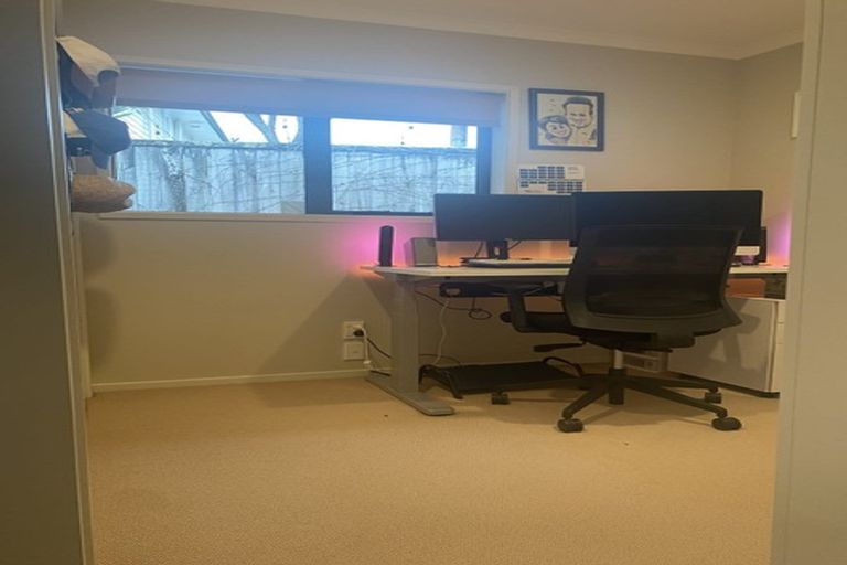 Photo of property in 42a Daytona Road, Henderson, Auckland, 0610