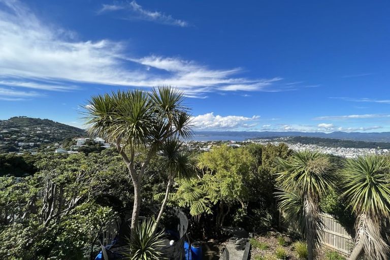 Photo of property in 78 Moana Road, Kelburn, Wellington, 6012