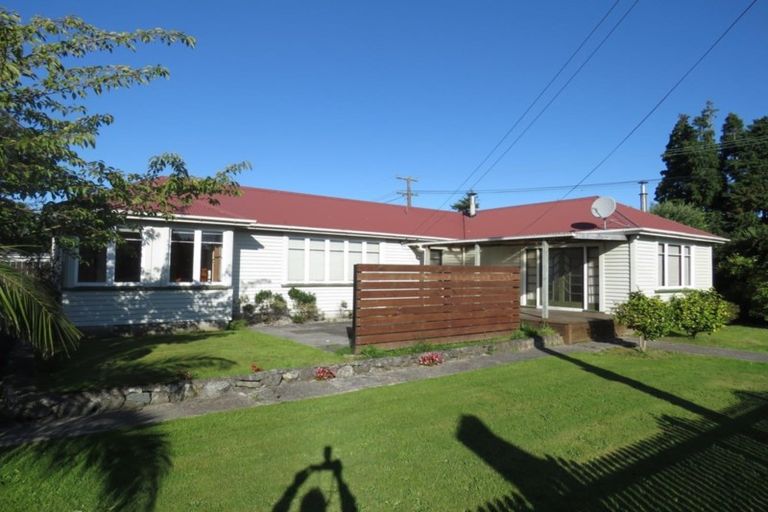 Photo of property in 161 Derby Street, Westport, 7825