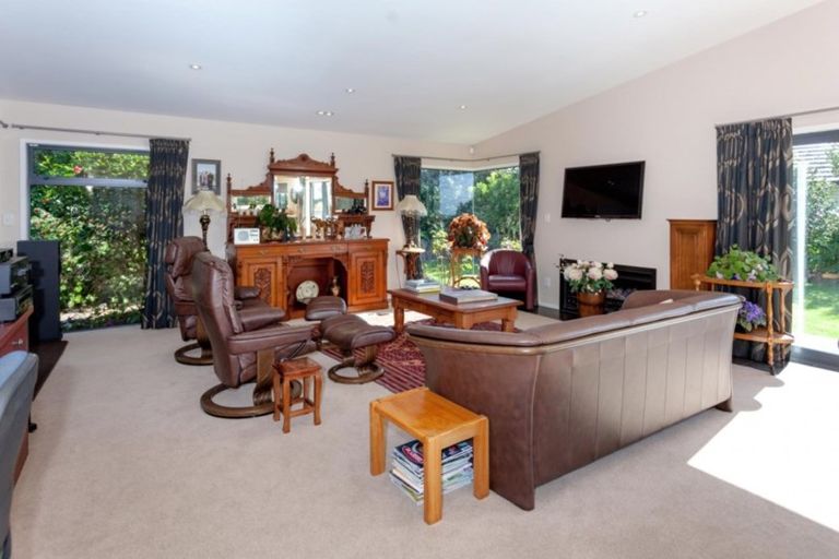 Photo of property in 21 Emmerdale Drive, Hahei, Whitianga, 3591