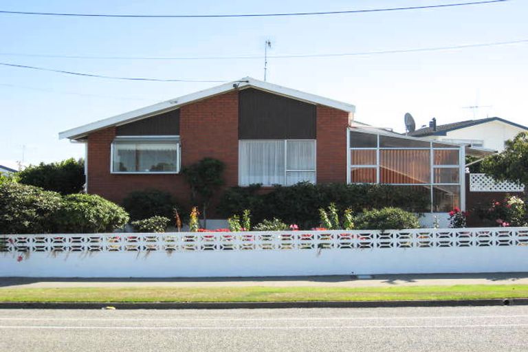 Photo of property in 60 Mountain View Road, Glenwood, Timaru, 7910