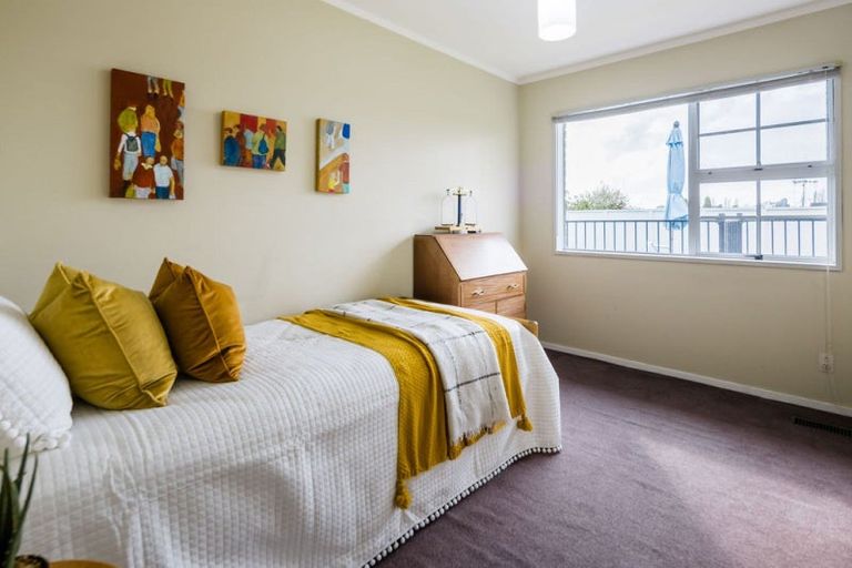 Photo of property in 12 Wilfred Street, St Andrews, Hamilton, 3200