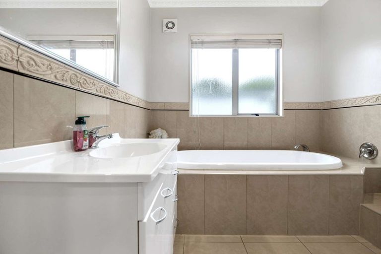 Photo of property in 39 Caversham Drive, Rototuna, Hamilton, 3210