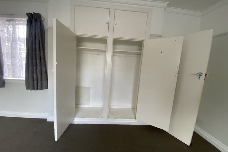 Photo of property in Norton Flats, 1/302 Willis Street, Aro Valley, Wellington, 6011