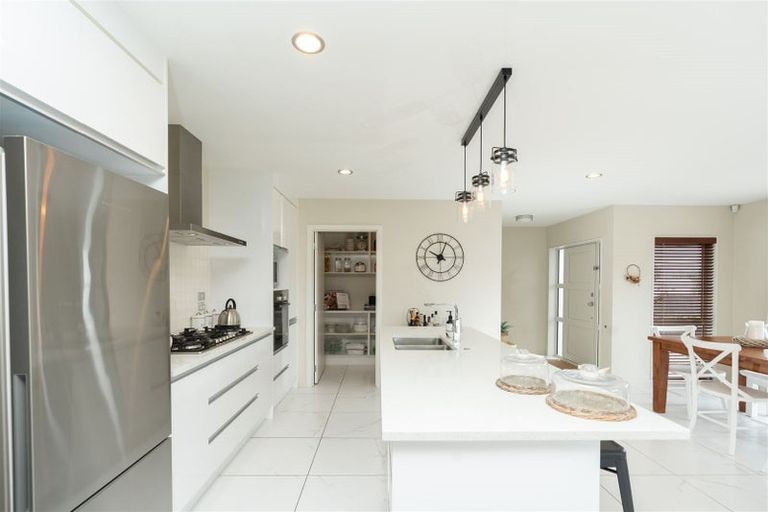 Photo of property in 60 Magellan Rise, Flagstaff, Hamilton, 3210