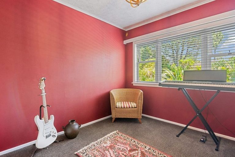 Photo of property in 2/54 Killarney Avenue, Torbay, Auckland, 0630