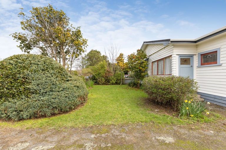 Photo of property in 54 Miro Street, Takaro, Palmerston North, 4410