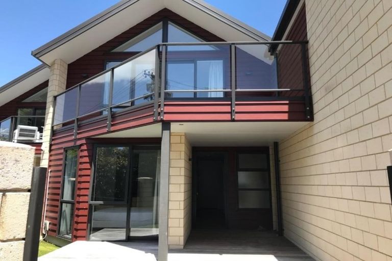 Photo of property in 2/105 Seddon Road, Frankton, Hamilton, 3204