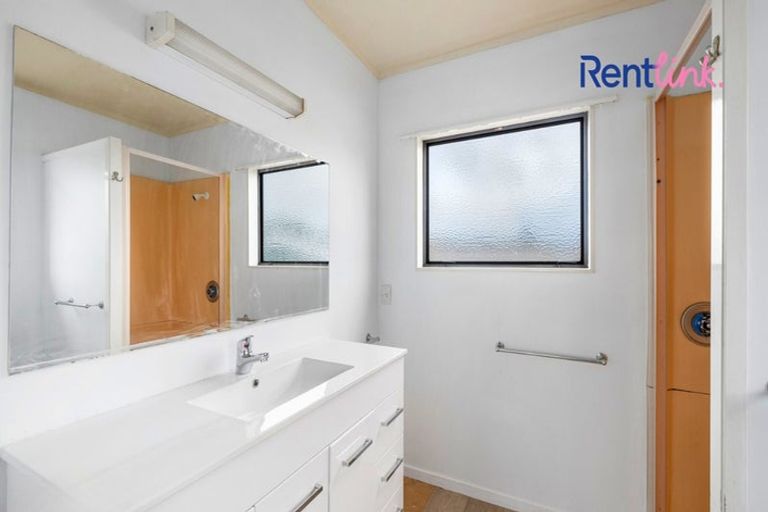 Photo of property in 115a Bellevue Road, Brookfield, Tauranga, 3110