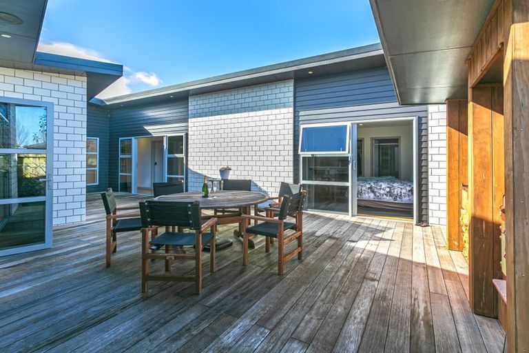 Photo of property in 29 Mary-ellen Place, Coromandel, 3506
