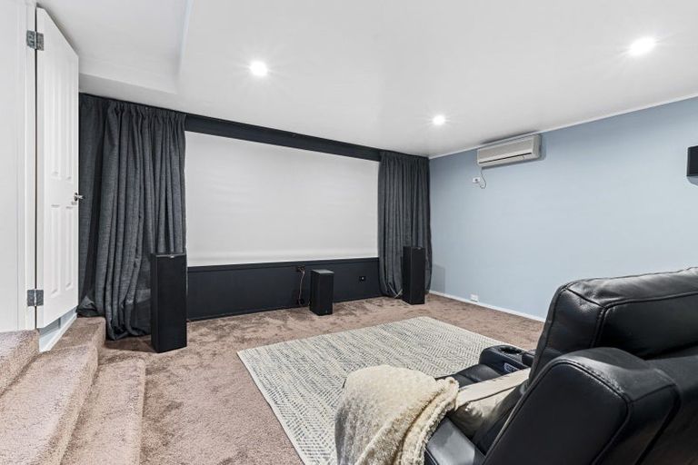Photo of property in 12a Ash Place, Whalers Gate, New Plymouth, 4310