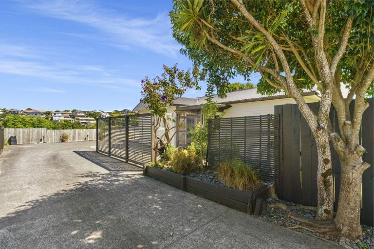 Photo of property in 11 Poike Road, Hairini, Tauranga, 3112
