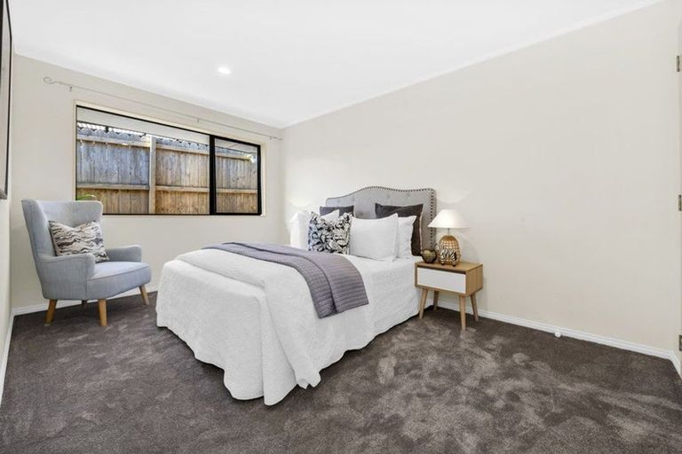 Photo of property in 1/11 Carniew Place, Dannemora, Auckland, 2016