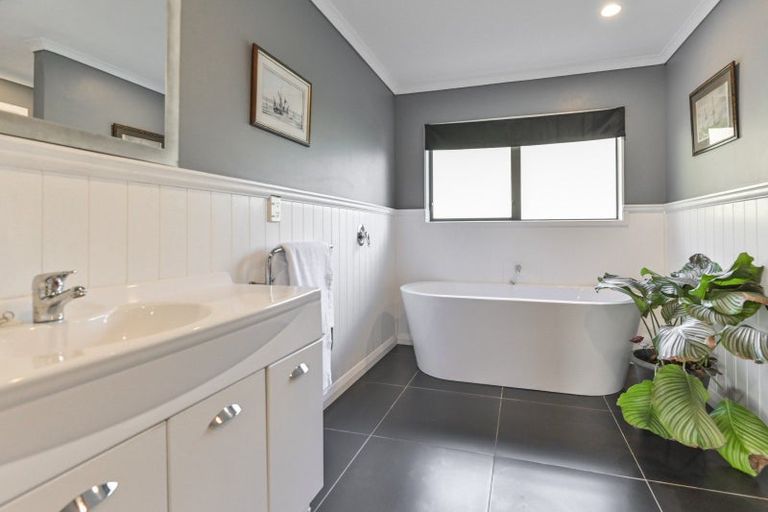 Photo of property in Hedgeley Road, Eskdale, Napier, 4182