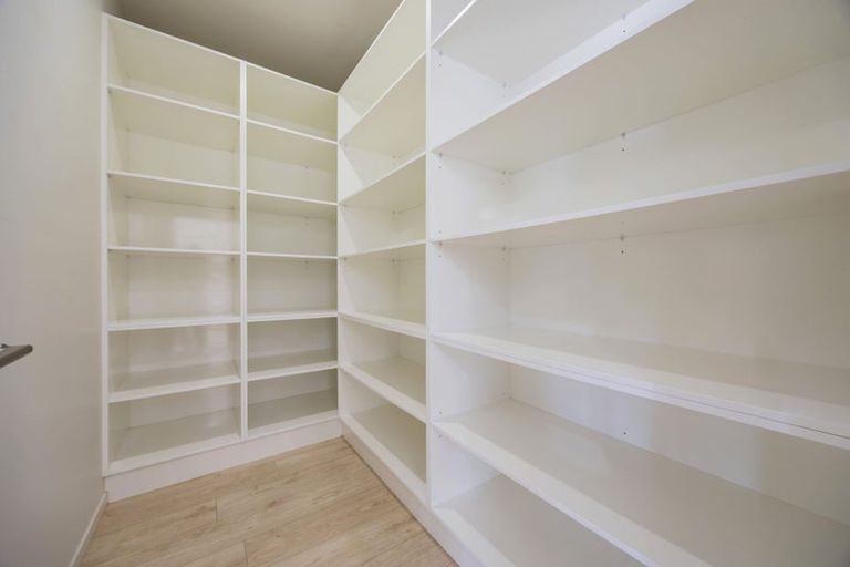 Photo of property in 3 Konoba Avenue, Kumeu, 0810