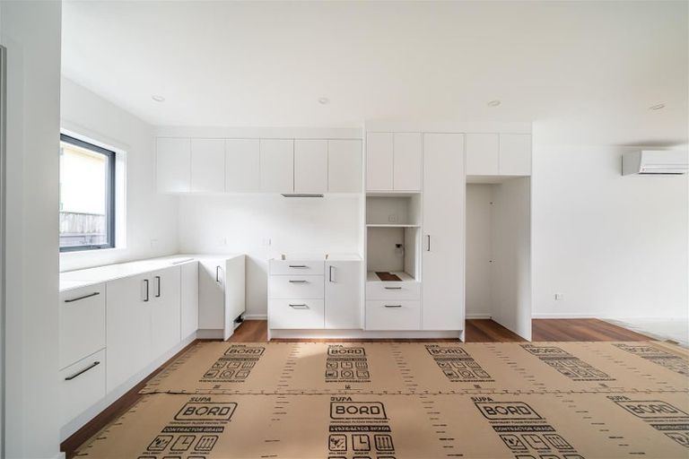 Photo of property in 4/104 Martin Street, Wallaceville, Upper Hutt, 5018