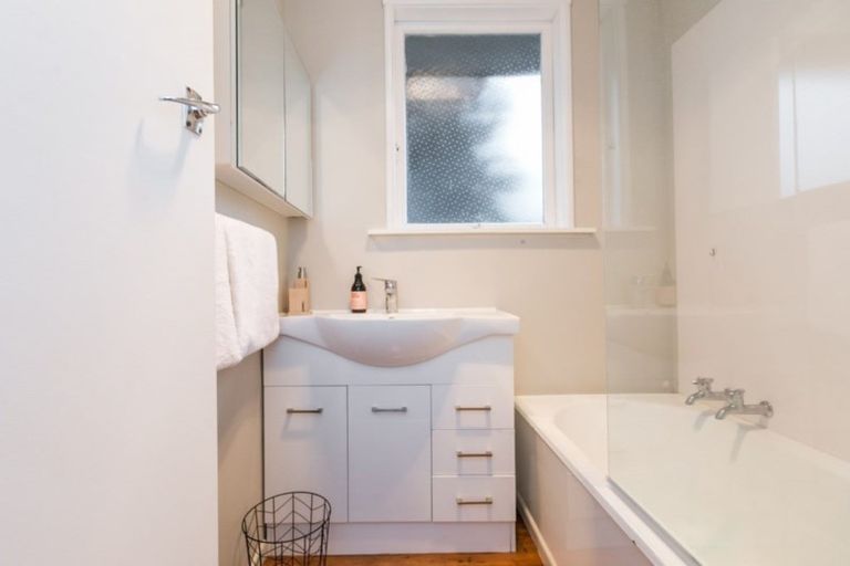 Photo of property in 3 Elliott Crescent, Havelock North, 4130