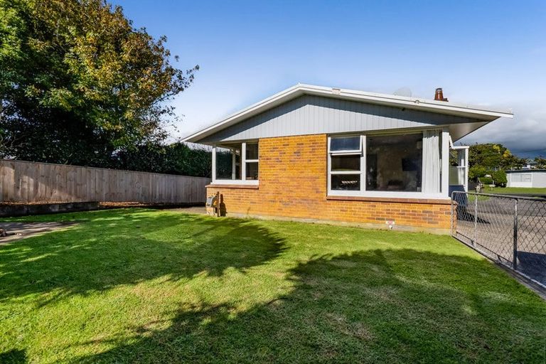 Photo of property in 17 Hua Street, Bell Block, New Plymouth, 4312