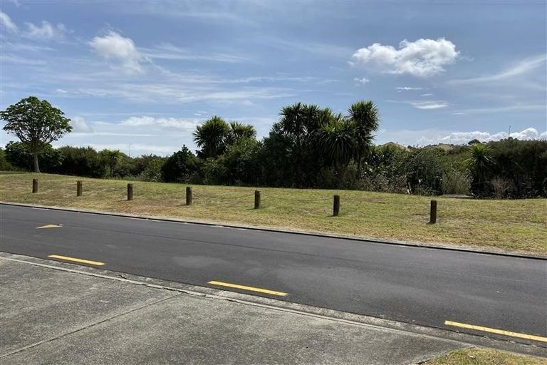 Photo of property in 17 Kellaway Drive, East Tamaki, Auckland, 2013