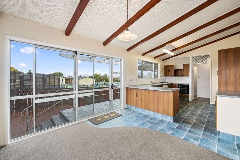 Photo of property in 5 Rameses Place, Pomare, Rotorua, 3015