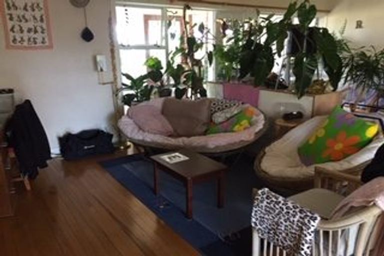 Photo of property in 2a Fenton Circus, Orakei, Auckland, 1071