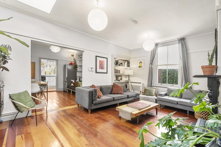 Photo of property in 357 Adelaide Road, Newtown, Wellington, 6021