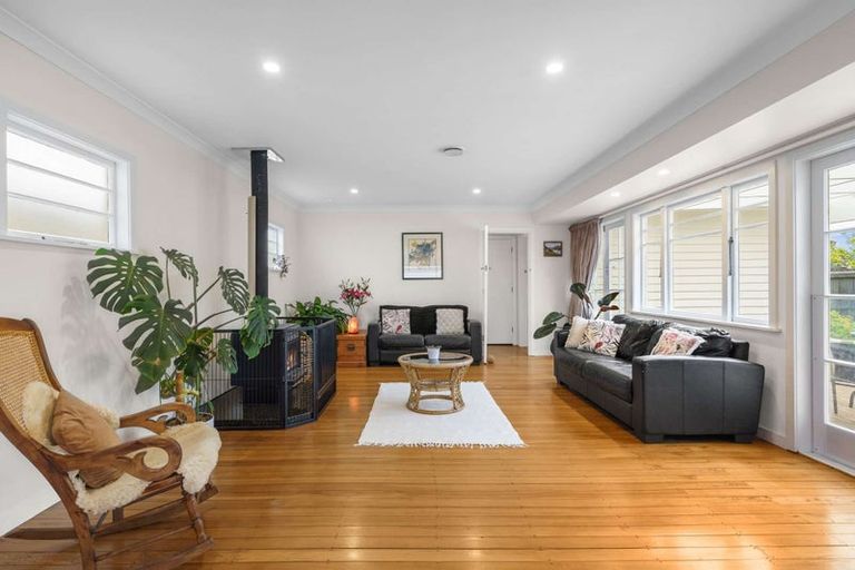 Photo of property in 1/111 Parkers Road, Tahunanui, Nelson, 7011