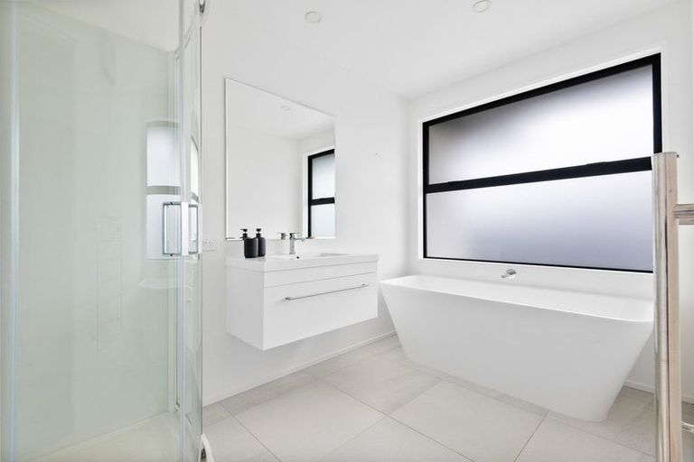 Photo of property in 4 Aviation Lane, Mosgiel, 9024