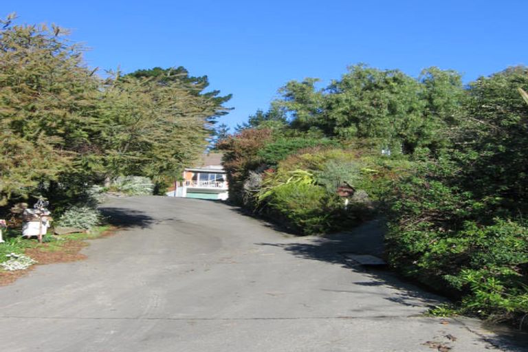 Photo of property in 21 Roseneath Place, Cashmere, Christchurch, 8022