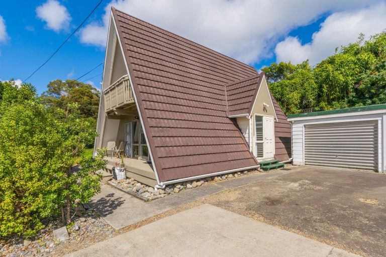 Photo of property in 82b Raumati Road, Raumati Beach, Paraparaumu, 5032