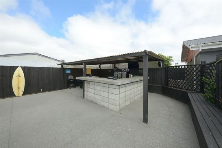 Photo of property in 42 Te Rama Place, Wainoni, Christchurch, 8061