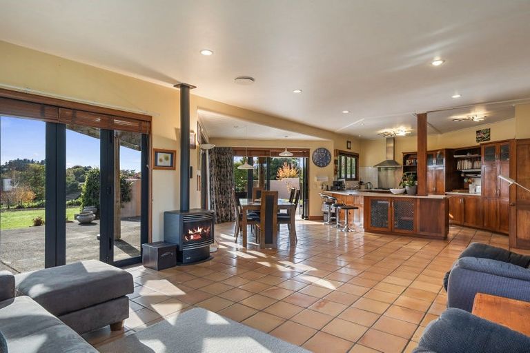 Photo of property in 28 Claremont Rise, Levin, 5510