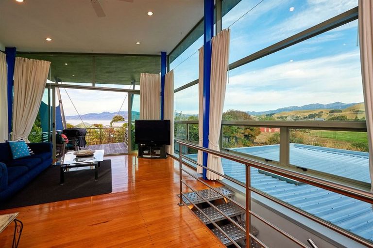 Photo of property in 13 Kotare Place, South Bay, Kaikoura, 7300