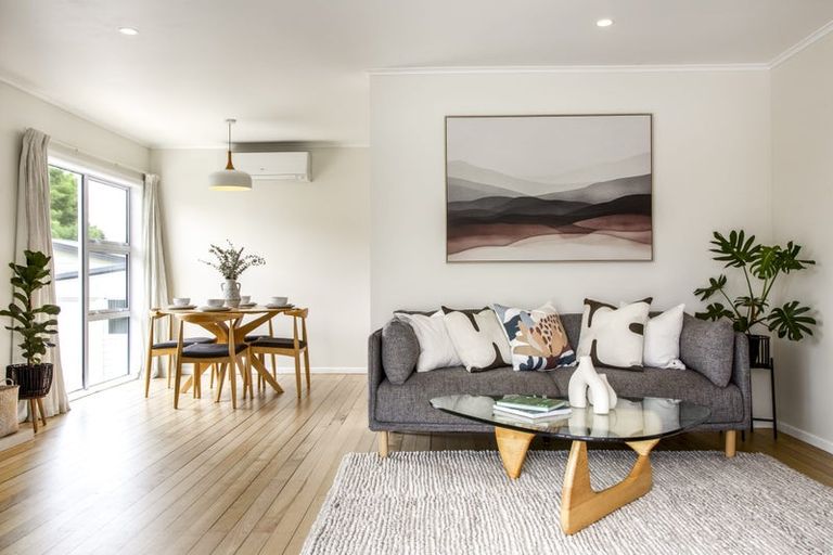 Photo of property in Peninsula Primary School, 61 Wharf Road, Te Atatu Peninsula, Auckland, 0610