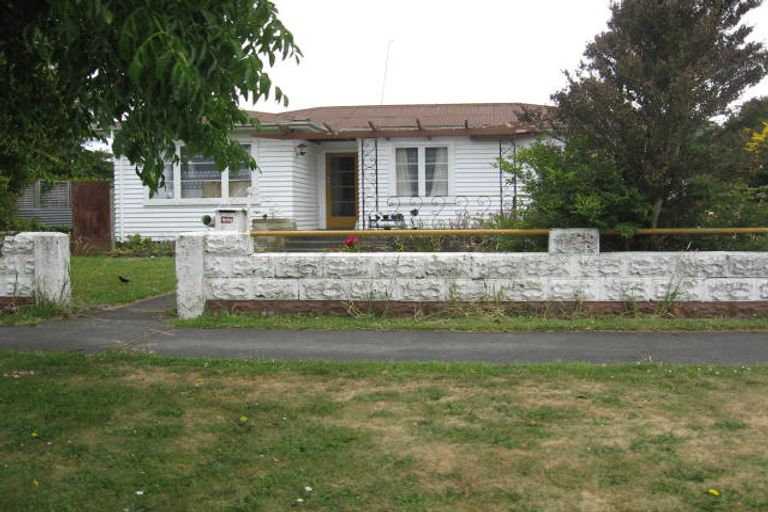 Photo of property in 24 Queen Street, Feilding, 4702