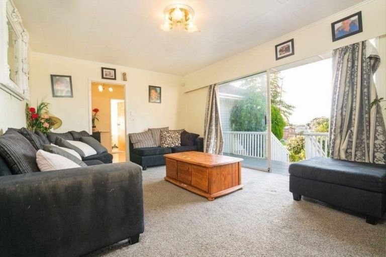 Photo of property in 28 Wayne Drive, Mangere, Auckland, 2022